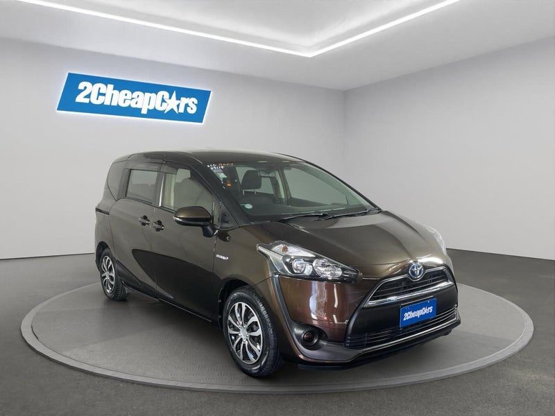 2016 Toyota Sienta Hybrid 7 Seaters, photo 3