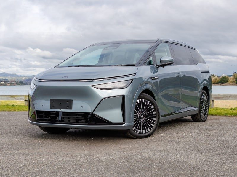 2026 XPENG X9 AWD PERFORMANCE LONG RANGE