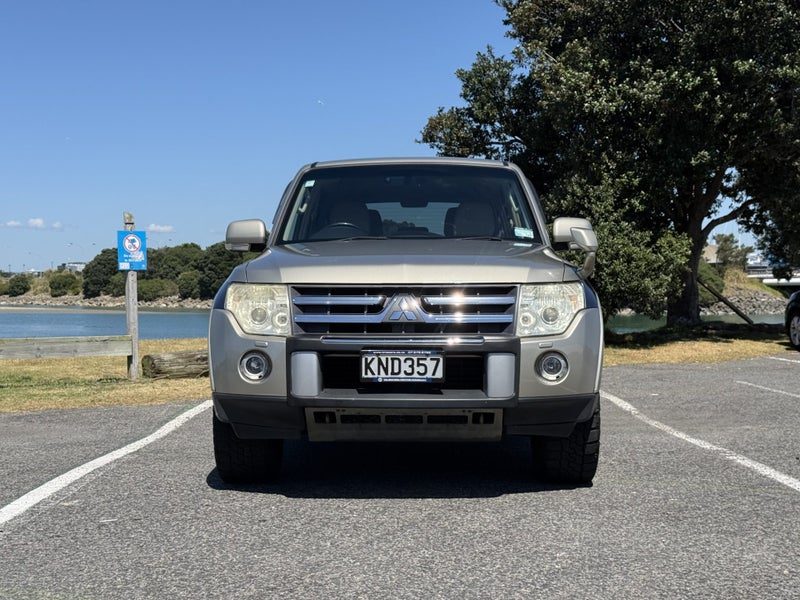 2007 Mitsubishi Pajero 3.8L, photo 2