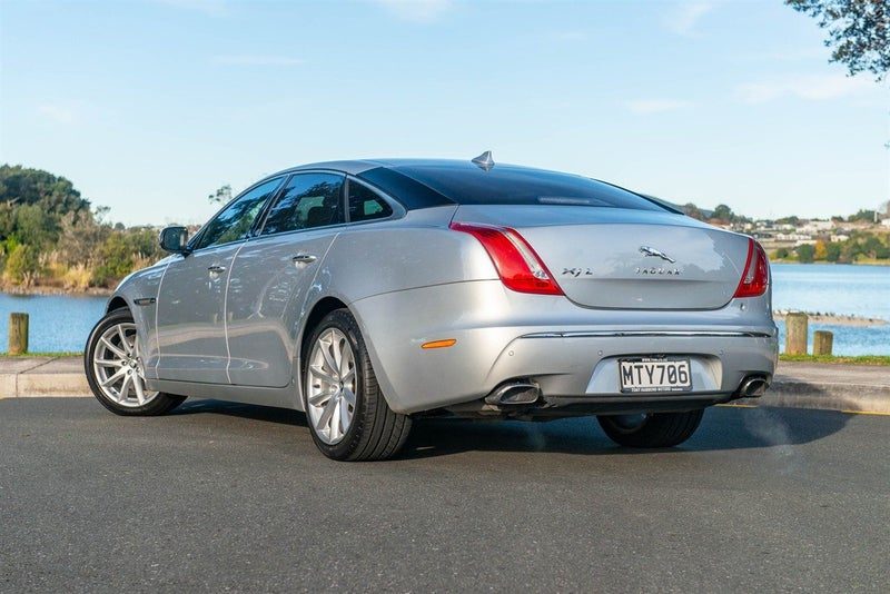 2014 Jaguar XJ L, photo 2