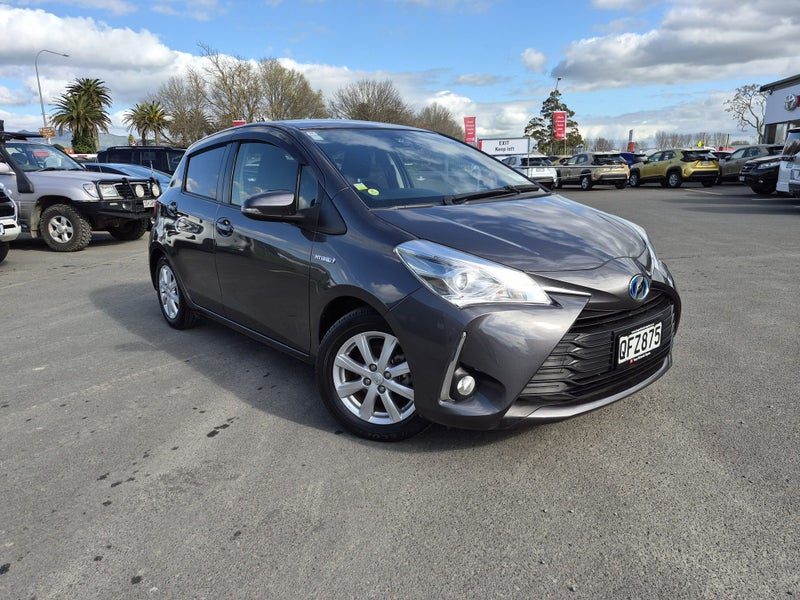 2017 Toyota Vitz 1.5 Hybrid F 5Dr Hatch CVT 2WD -