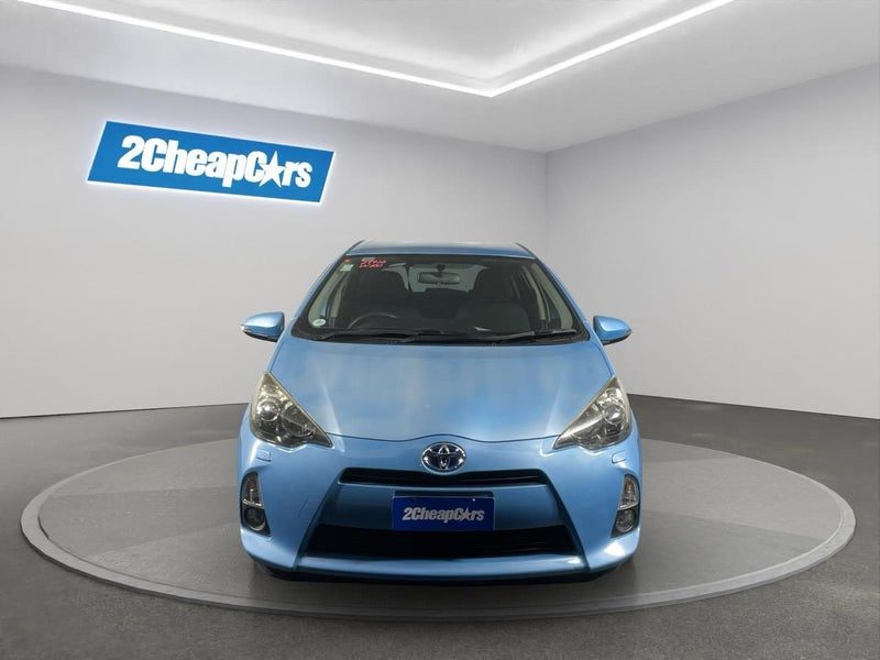 2013 Toyota Aqua S, photo 2