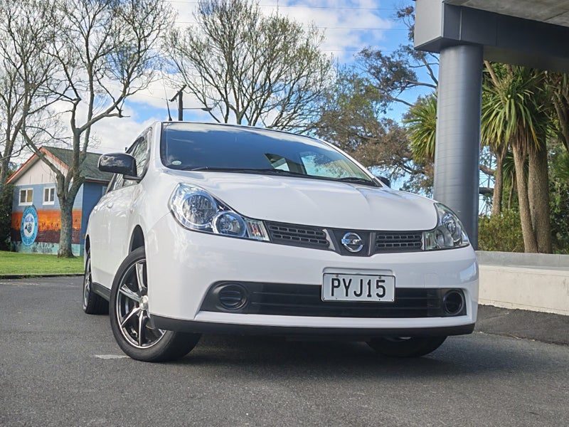 2017 Nissan Wingroad BLUETOOTH/16 inch MAGS!!