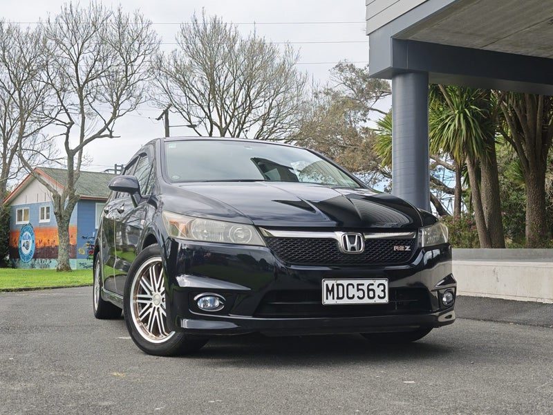 2007 Honda Stream RSZ/7 SEATS/REVERSE CAMERA!!