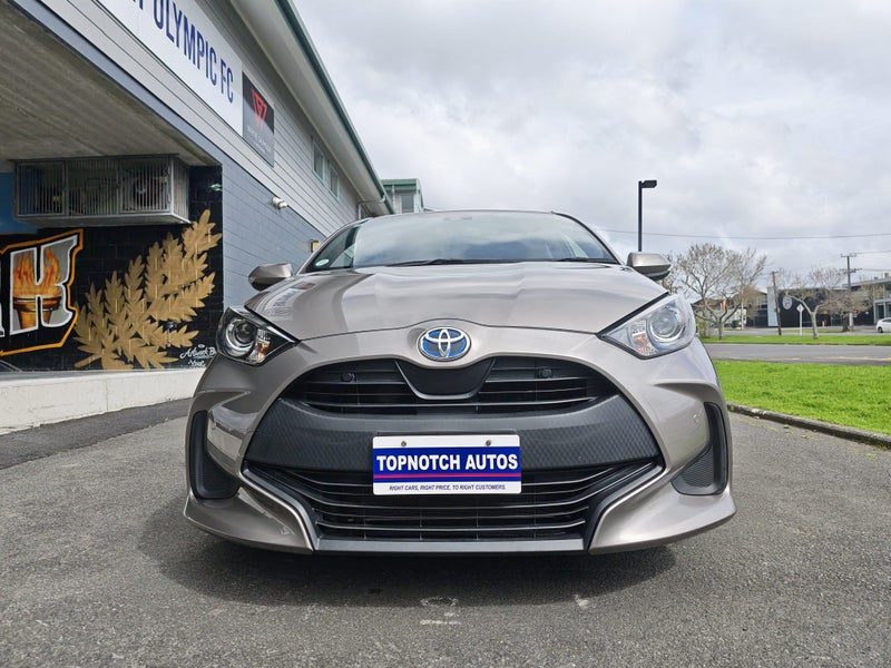 2021 Toyota Yaris HYBRID/PUSH START/CARPLAY!!, photo 2