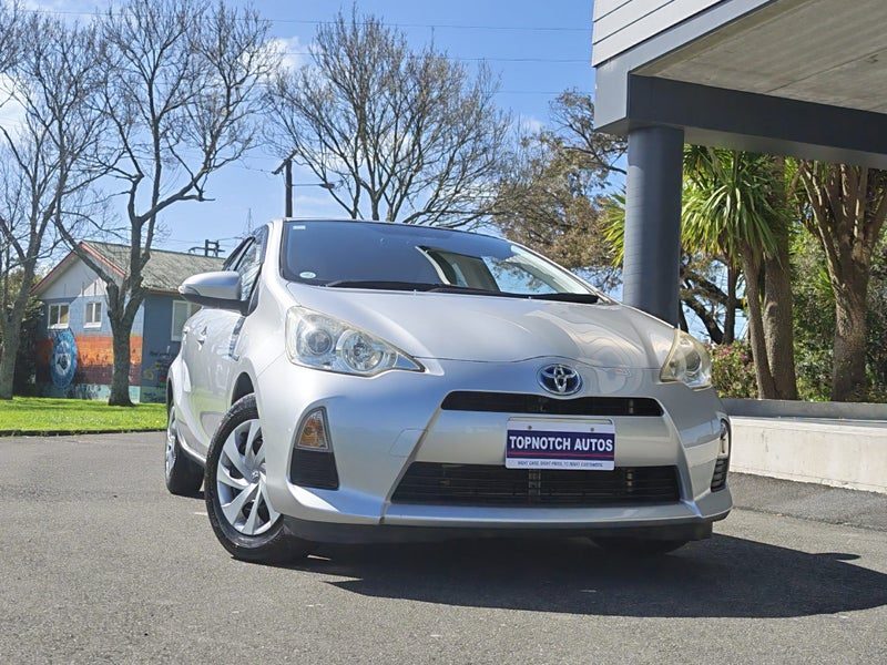 2012 Toyota Aqua PUSH START/REVERSE CAM/BTOOTH!!