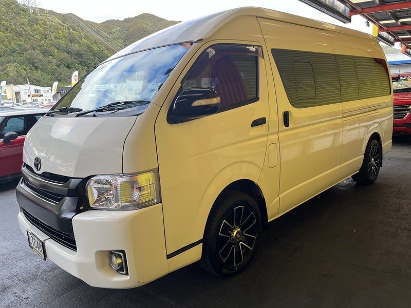 2018 Toyota Hiace ZX TD 3.0DT/5MT, photo 3
