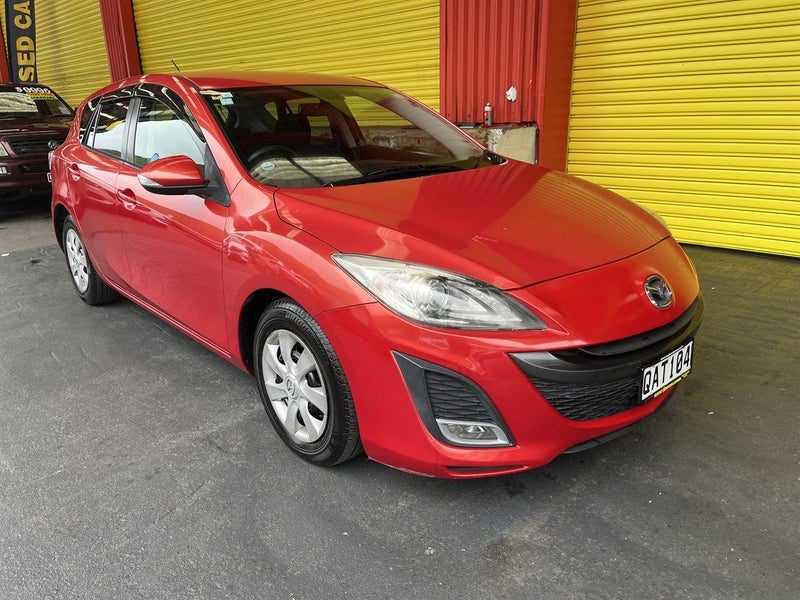 2010 Mazda Axela Low kms!