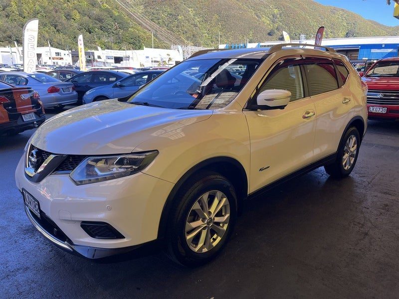 2015 Nissan X-Trail HYBRID, photo 3