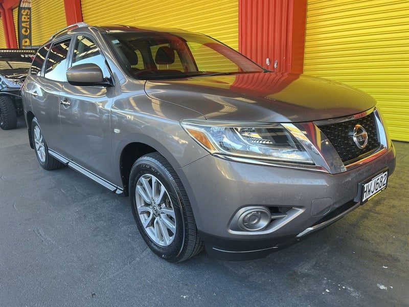 2015 Nissan Pathfinder ST 3.5P4WD6CVT/SW5D7