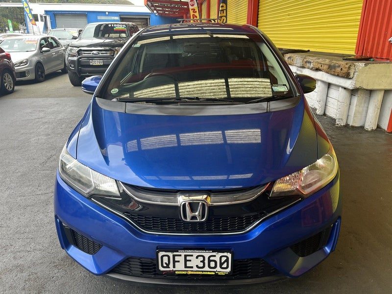 2017 Honda Fit F PACKAGE, photo 2
