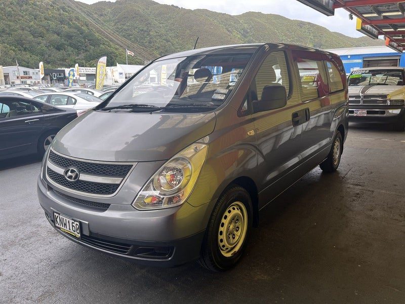 2010 Hyundai H1 2.5 CRDI M5 2.5S VAN, photo 3