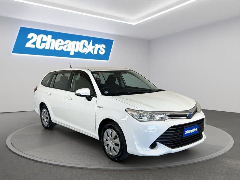 2017 Toyota Corolla Fielder Hybrid New Shape, photo 3