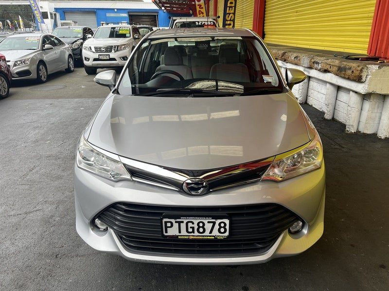 2015 Toyota Corolla AXIO, photo 2