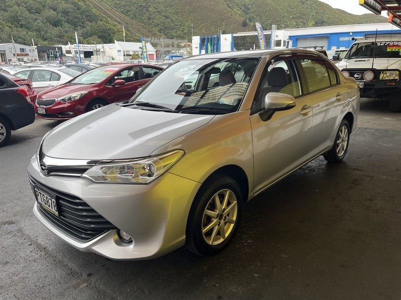 2015 Toyota Corolla AXIO, photo 3