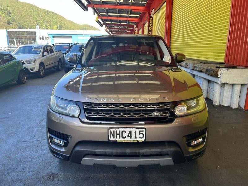 2015 Land Rover Range Rover Sport SE, photo 2