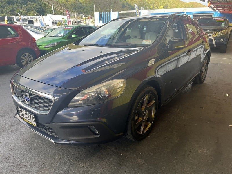 2014 Volvo V40 AWD CROSS COUNTRY, photo 3