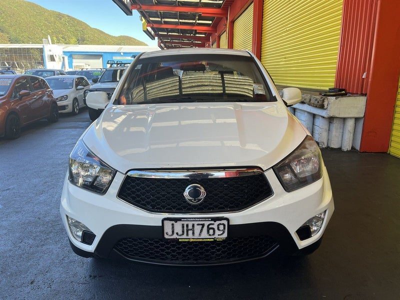 2015 SsangYong Actyon Sport SPORTS AUTO 2.0D/4WD, photo 2