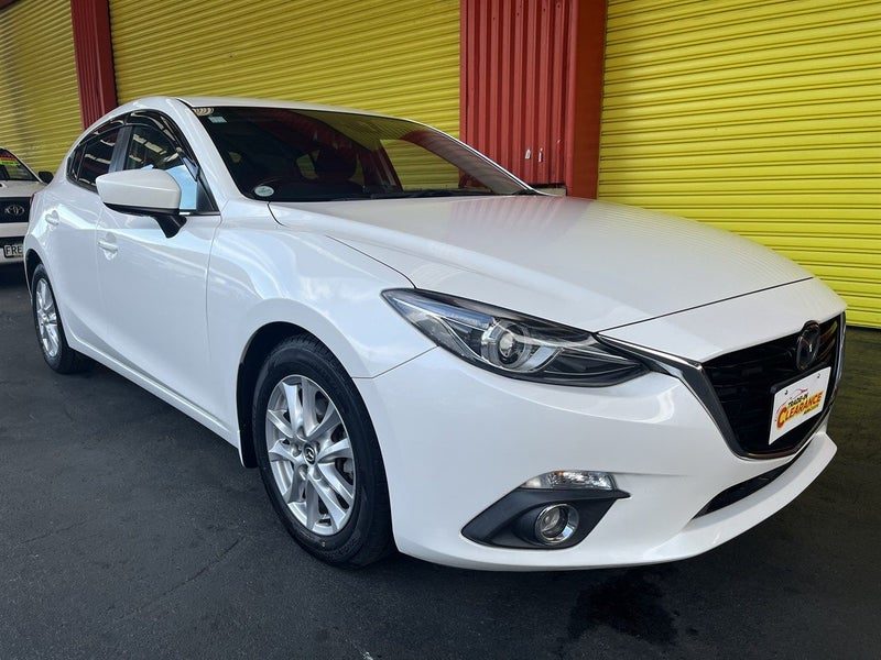 2013 Mazda Axela 1.5ltr PETROL