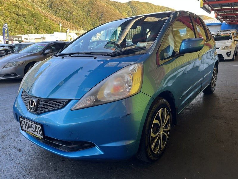 2010 Honda Jazz 1.3S, photo 3