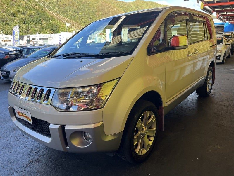 2016 Mitsubishi Delica 2.3TD, photo 3