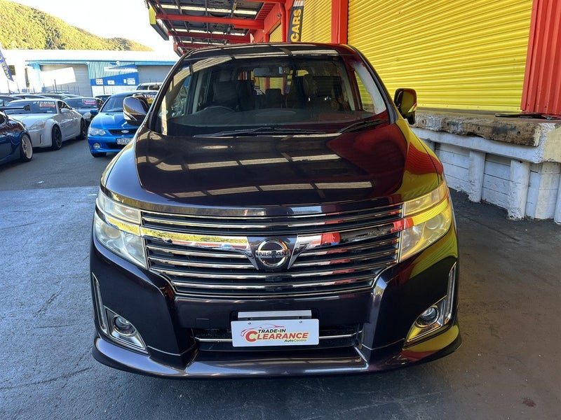2012 Nissan Elgrand HIGHWAYSTAR, photo 2