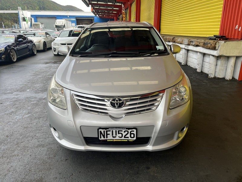 2011 Toyota Avensis 2.0P Wagon, photo 2