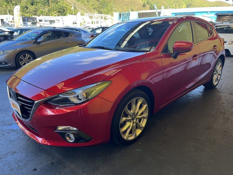 2014 Mazda Axela, photo 3