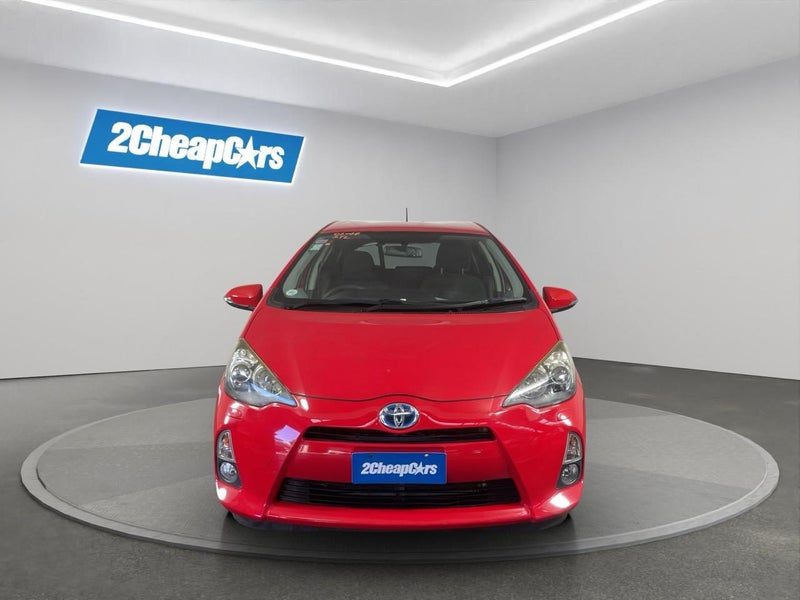 2012 Toyota Aqua S, photo 2