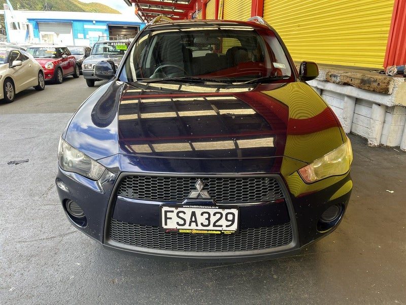 2010 Mitsubishi Outlander 2.4P LS, photo 2