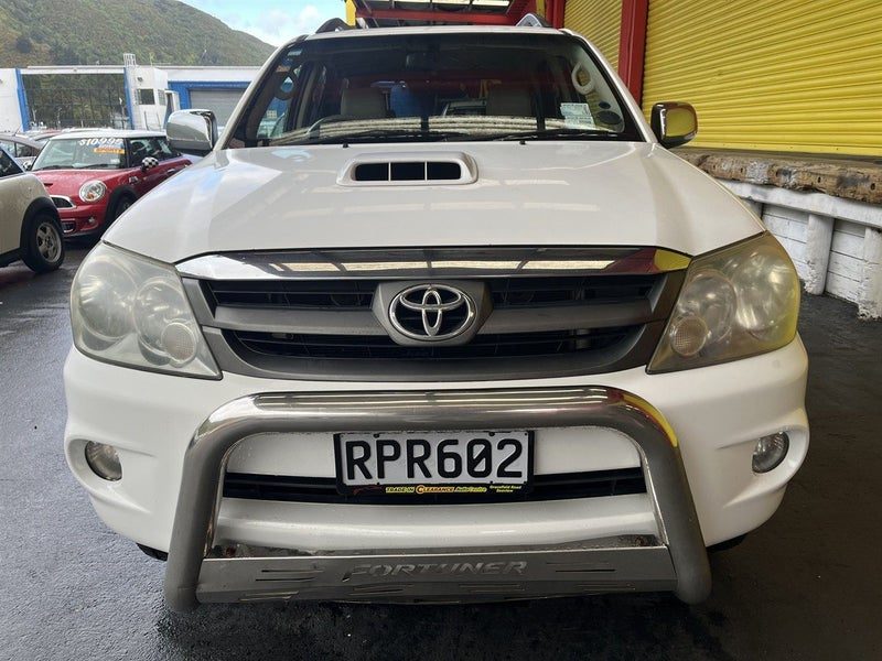 2007 Toyota Fortuner 3.0TD Manual, photo 2