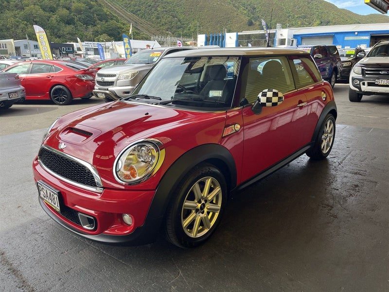 2013 MINI Cooper S, photo 3