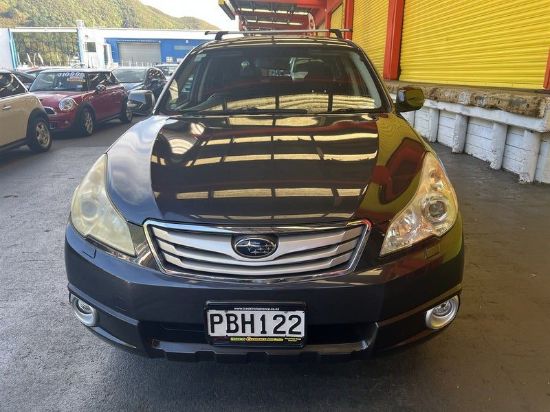 2009 Subaru Outback 25I AWD, photo 2