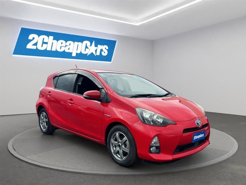 2012 Toyota Aqua S, photo 3