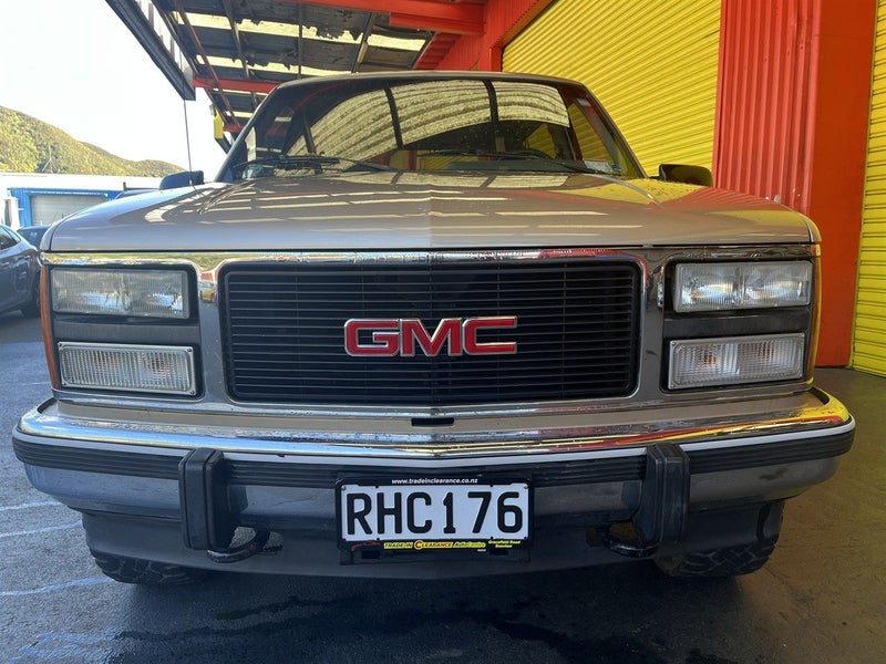 1992 GMC Yukon 1500 4WD, photo 2