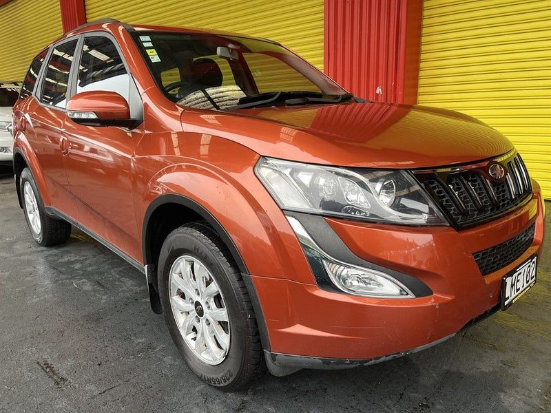 2018 Mahindra XUV W8 2.2D/6AT/SW/5DR