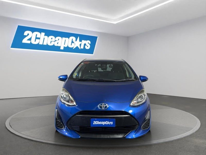 2017 Toyota Aqua New Shape S, photo 2