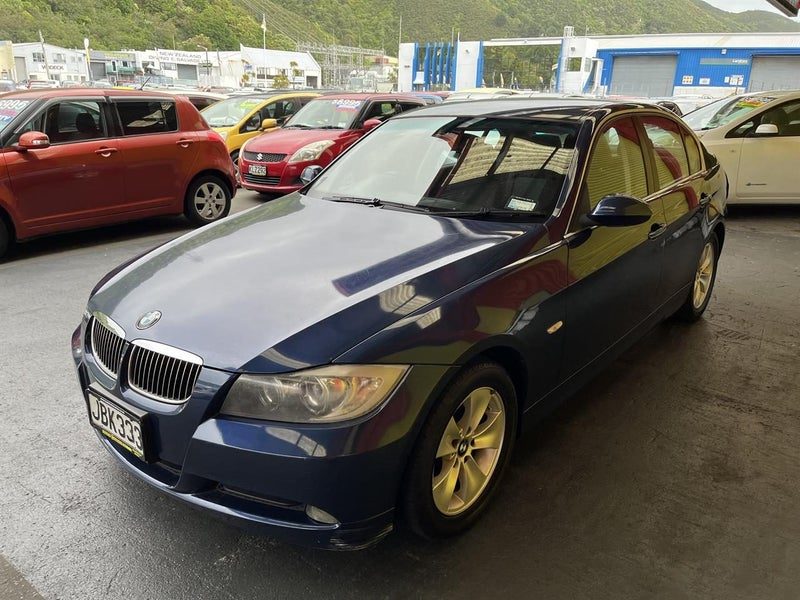 2005 BMW 323i, photo 3