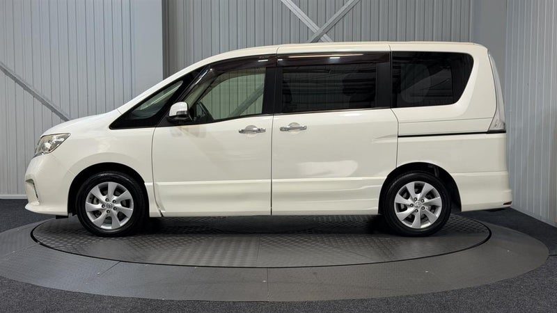 2012 Nissan Serena Highway Star 2.0 CVT 8-Seater, photo 2