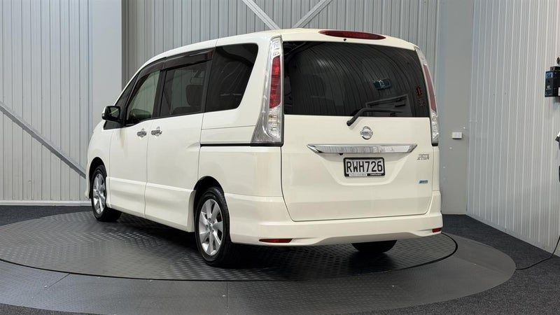 2012 Nissan Serena Highway Star 2.0 CVT 8-Seater, photo 3