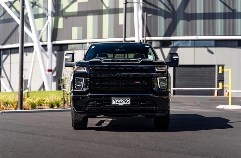 2022 Chevrolet Silverado Z71 LTZ 4WD Automatic, photo 2