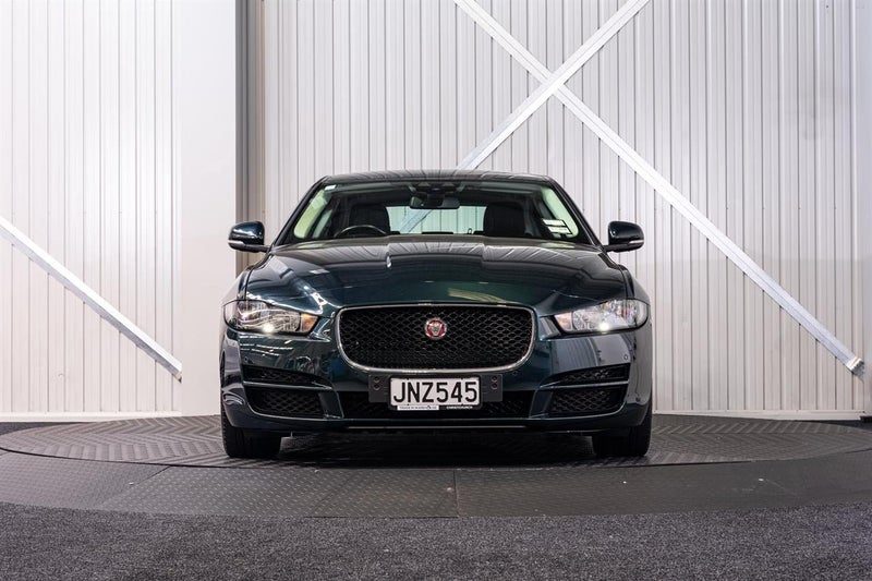2016 Jaguar XE 20d Prestige RWD Automatic, photo 2
