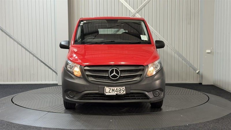2019 Mercedes-Benz Vito, photo 2