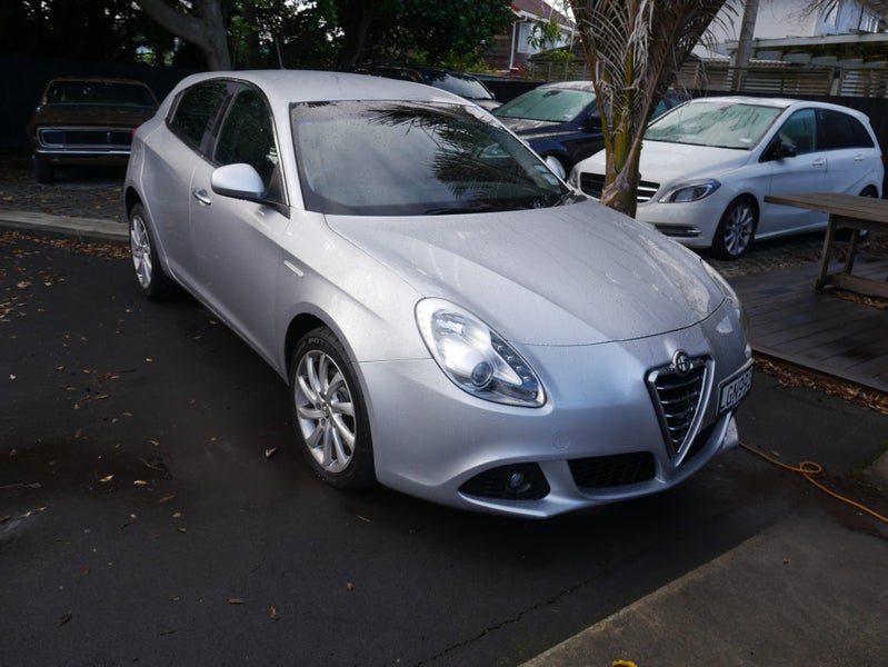 2012 Alfa Romeo Giulietta Jtd Tct NZ New