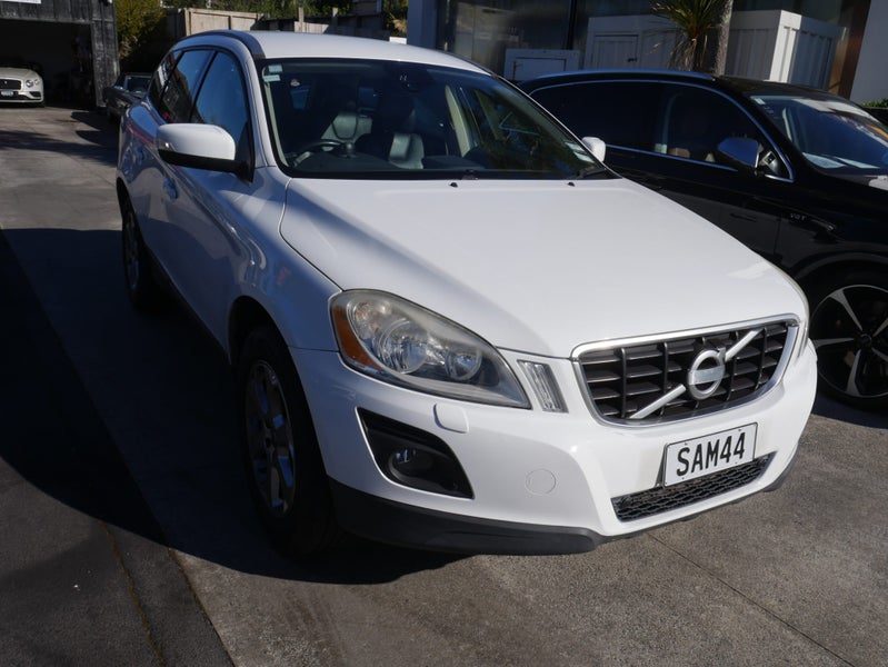 2010 Volvo XC60 D5 NZ New 1 Owner