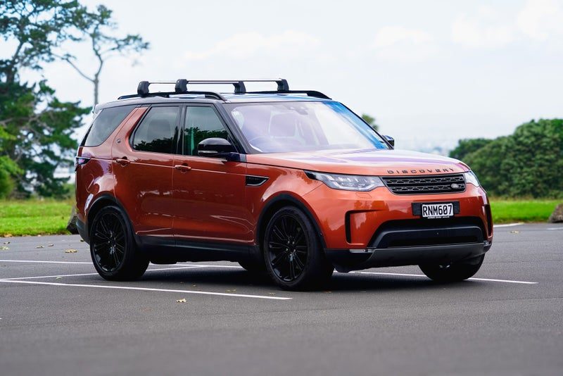 2017 Land Rover Discovery First Edition