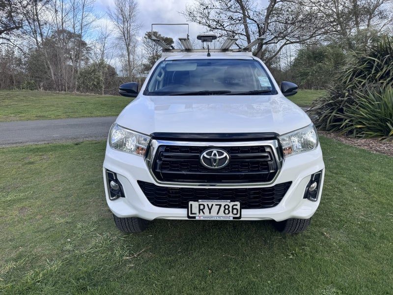 2018 Toyota Hilux SR, photo 2
