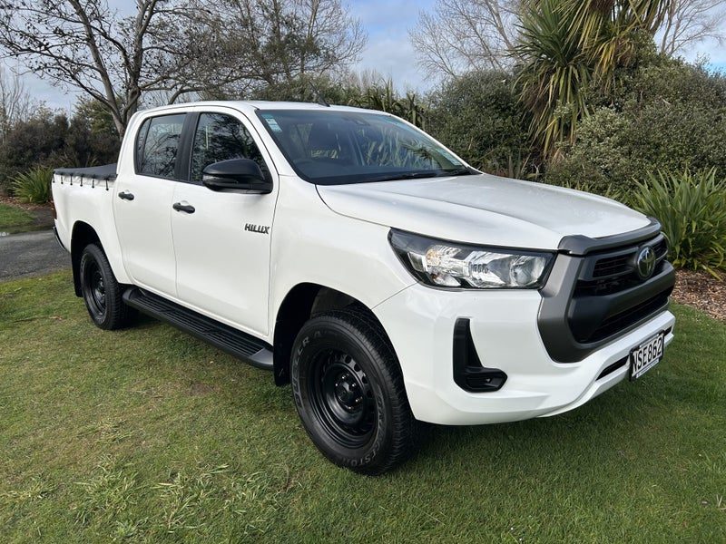 2021 Toyota Hilux SR, photo 3