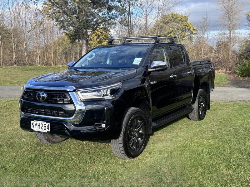 2021 Toyota Hilux SR5