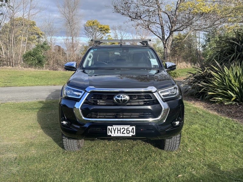 2021 Toyota Hilux SR5, photo 2